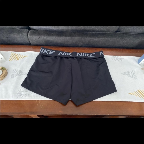 Nike Dri-Fit Shorts - Picture 2 of 4